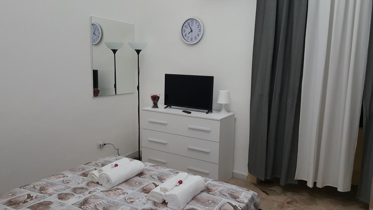 Appartamento Exclusive House Center Aeroporto di Catania Fontana Rossa Esterno foto