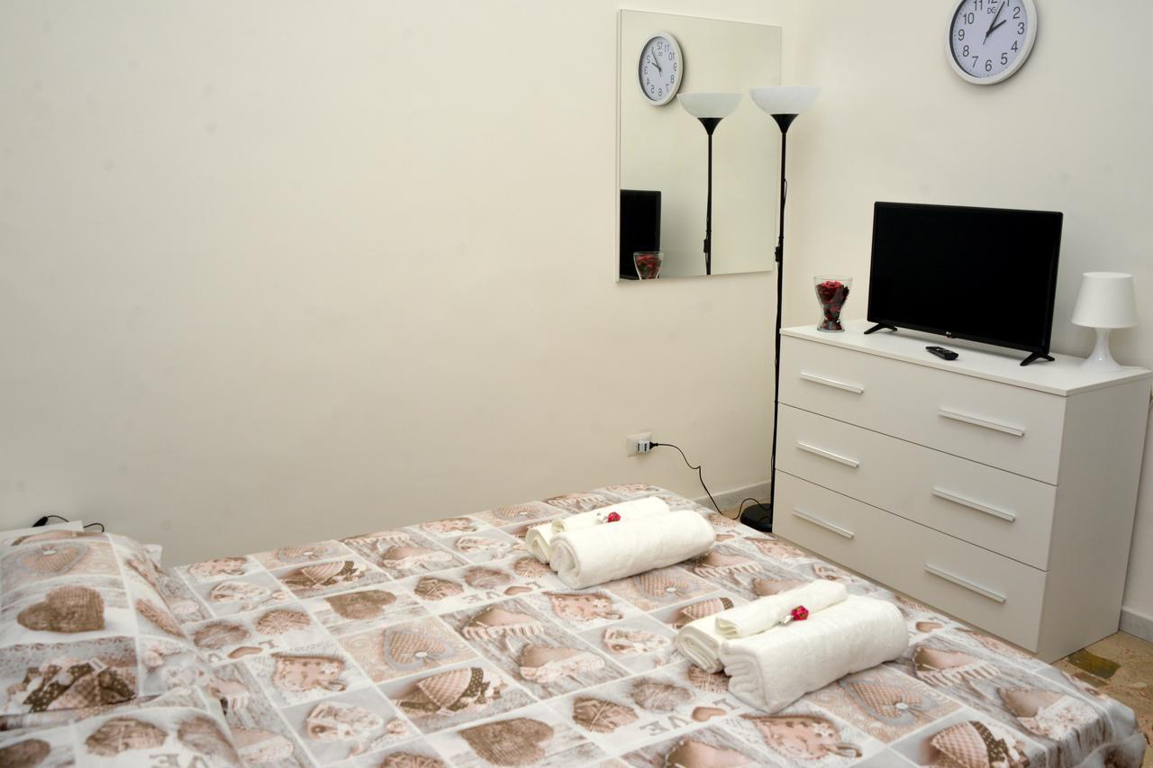 Appartamento Exclusive House Center Aeroporto di Catania Fontana Rossa Esterno foto