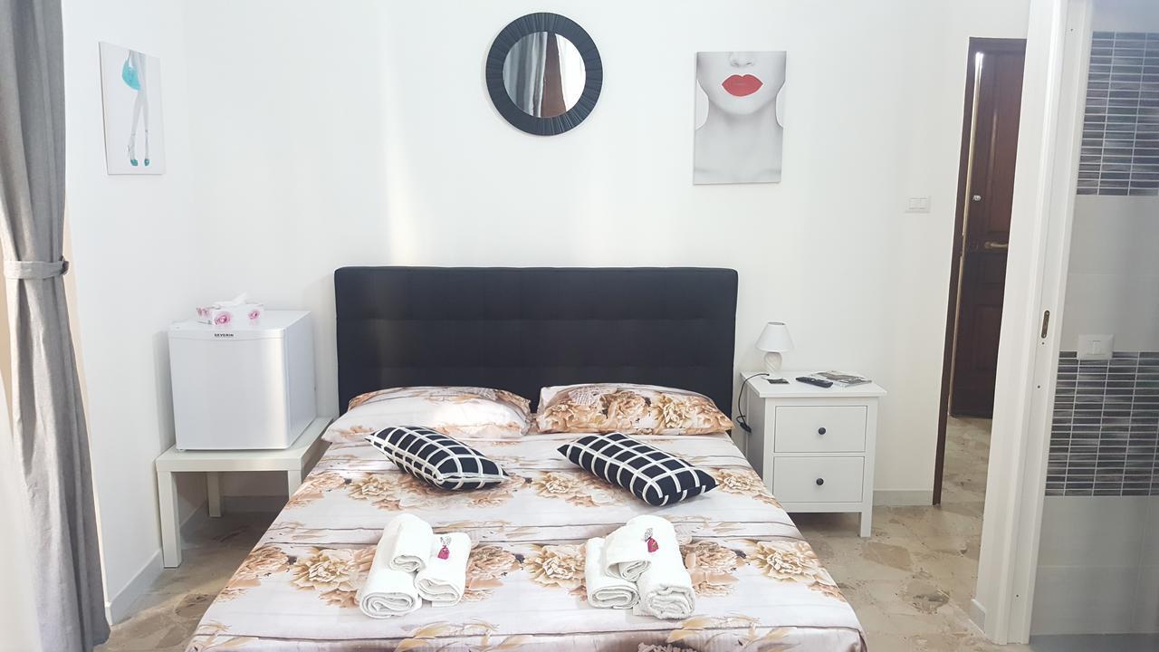 Appartamento Exclusive House Center Aeroporto di Catania Fontana Rossa Esterno foto