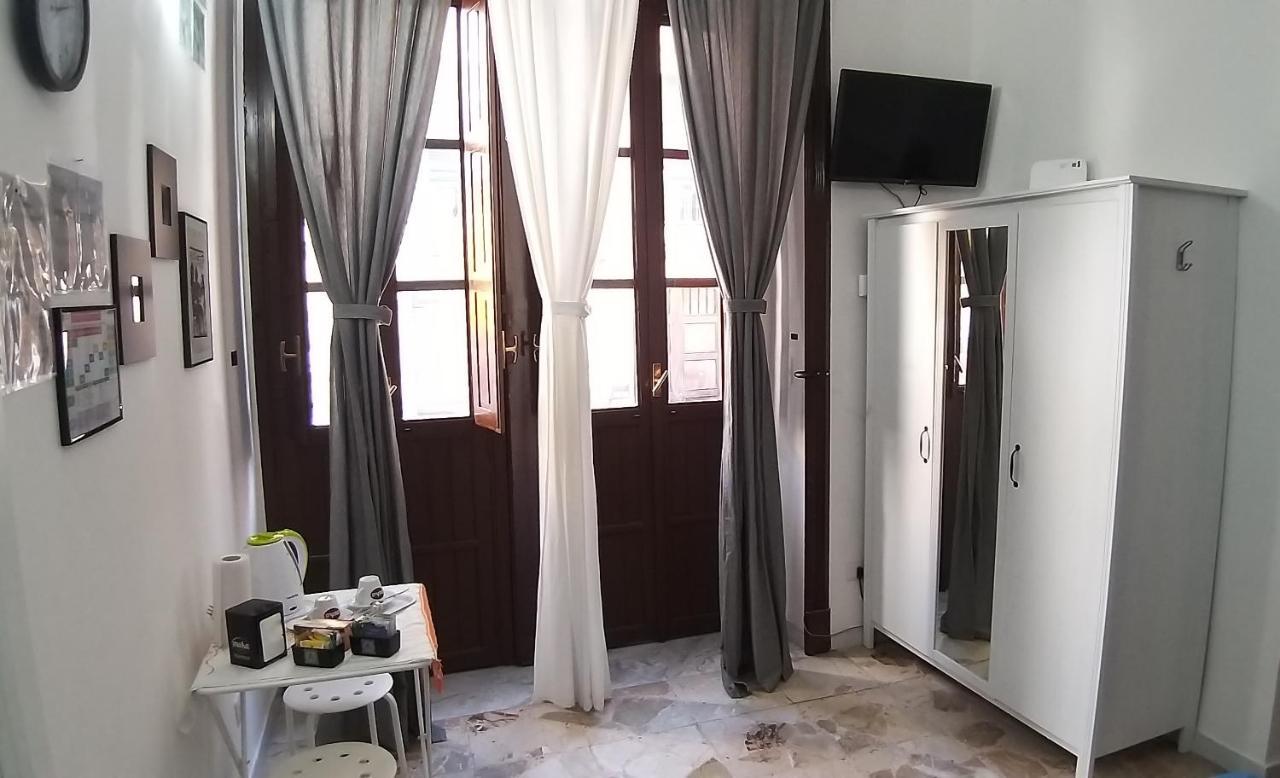Appartamento Exclusive House Center Aeroporto di Catania Fontana Rossa Esterno foto